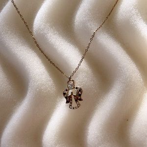 Angel necklace